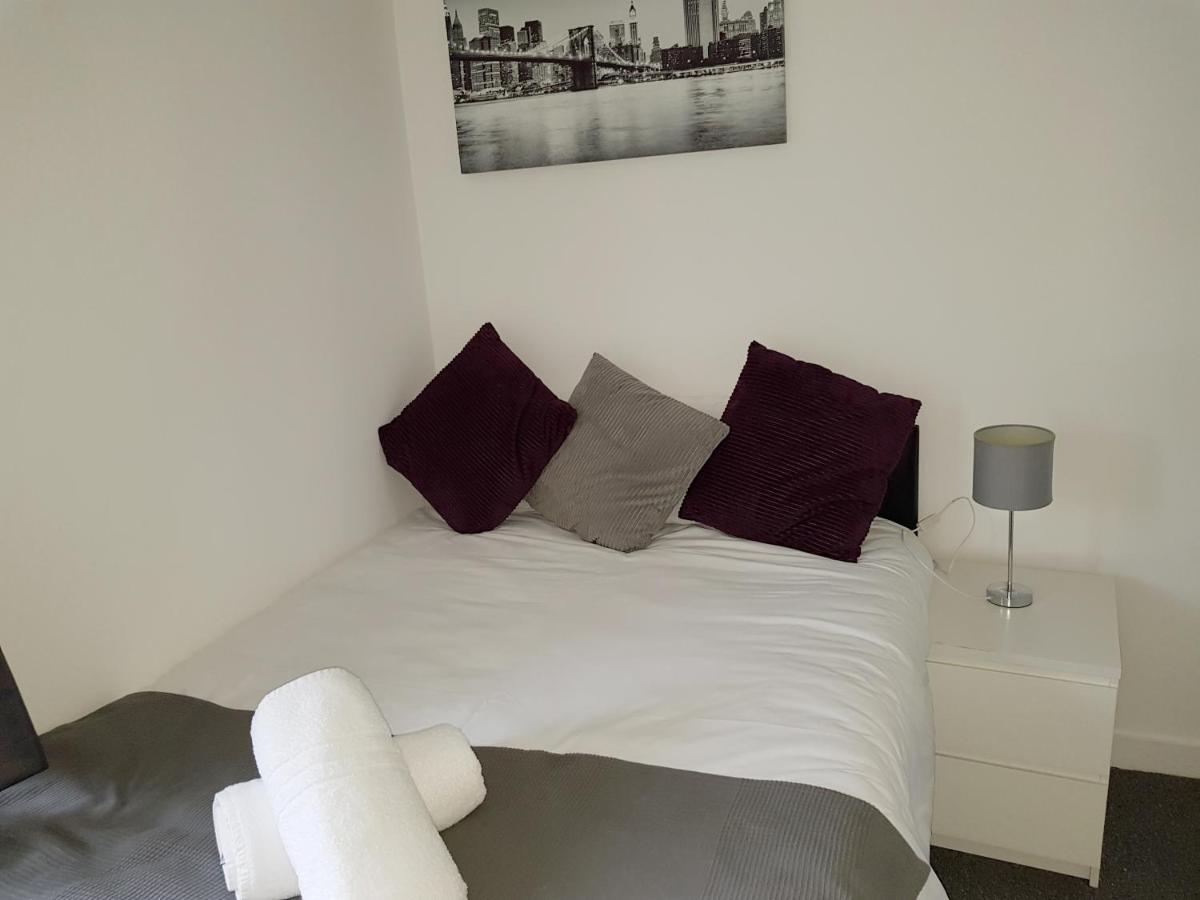 Barnfield Place Edgware Extérieur photo